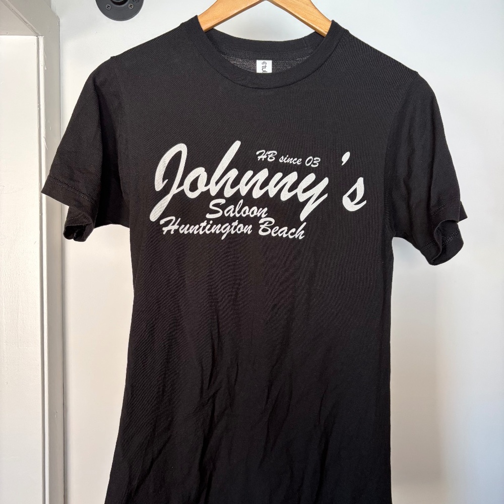 Johnny's Saloon tee